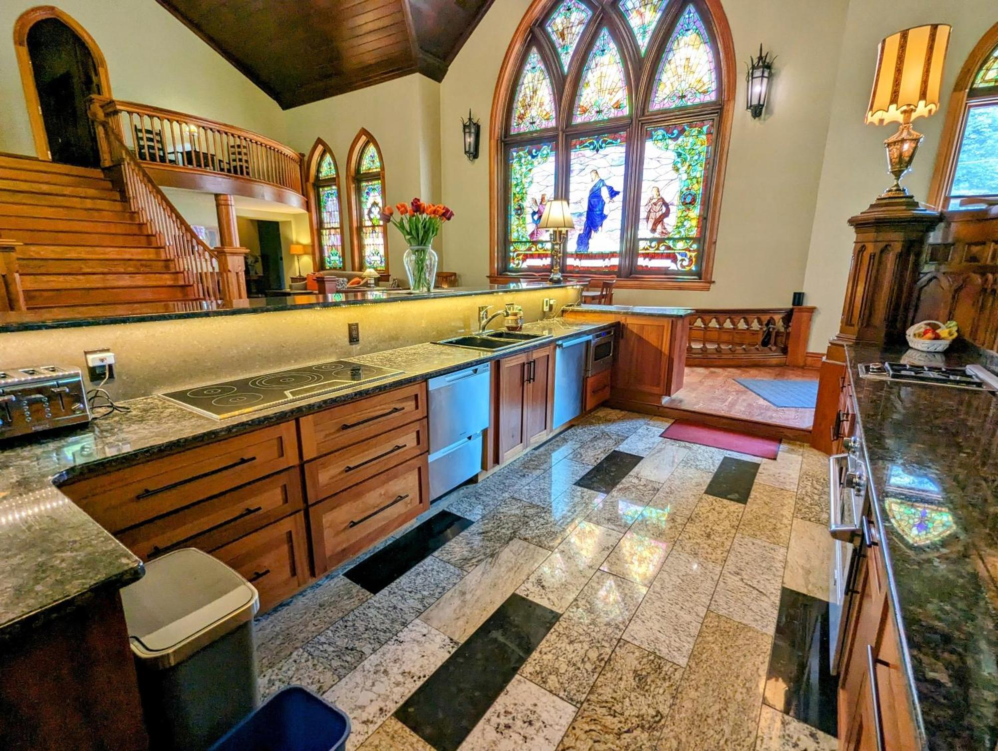 Gothic Heights Inn Clifton Heights Εξωτερικό φωτογραφία